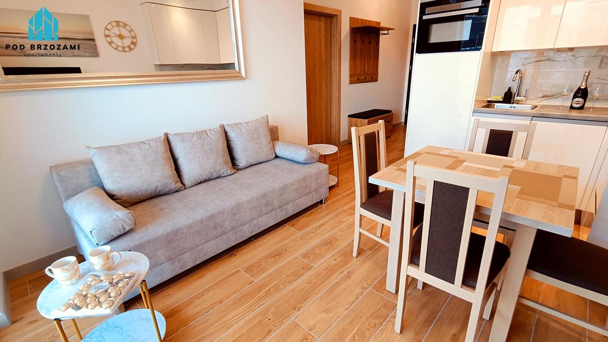 Pod Brzozami Nadmorskie Apartment *